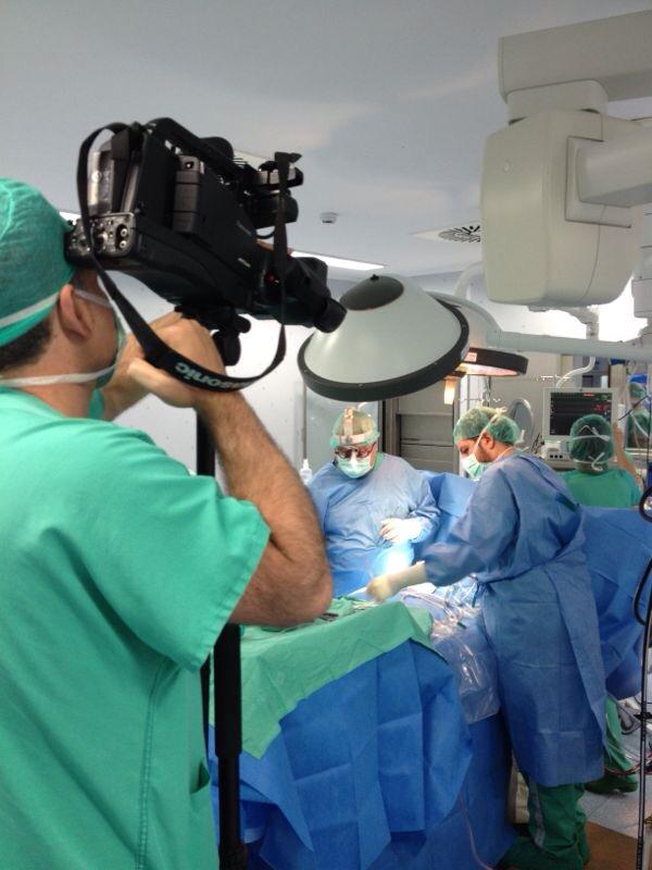 303044_561955253826212_1428738340_n